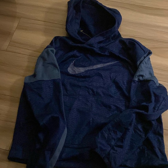 Youth Large Nike Hoodie - Picture 1 of 1